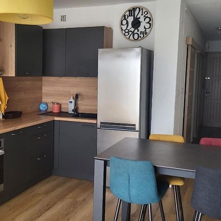 Adorable Petit Appartement Avec Magnifique Vue Sur Le Port De Canet Εξωτερικό φωτογραφία